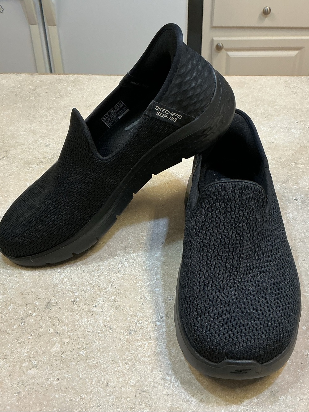 Skechers SZ 8 Women’s Go Walk Flex Relish Hands Free Slip-ins NWOB Black Shoes